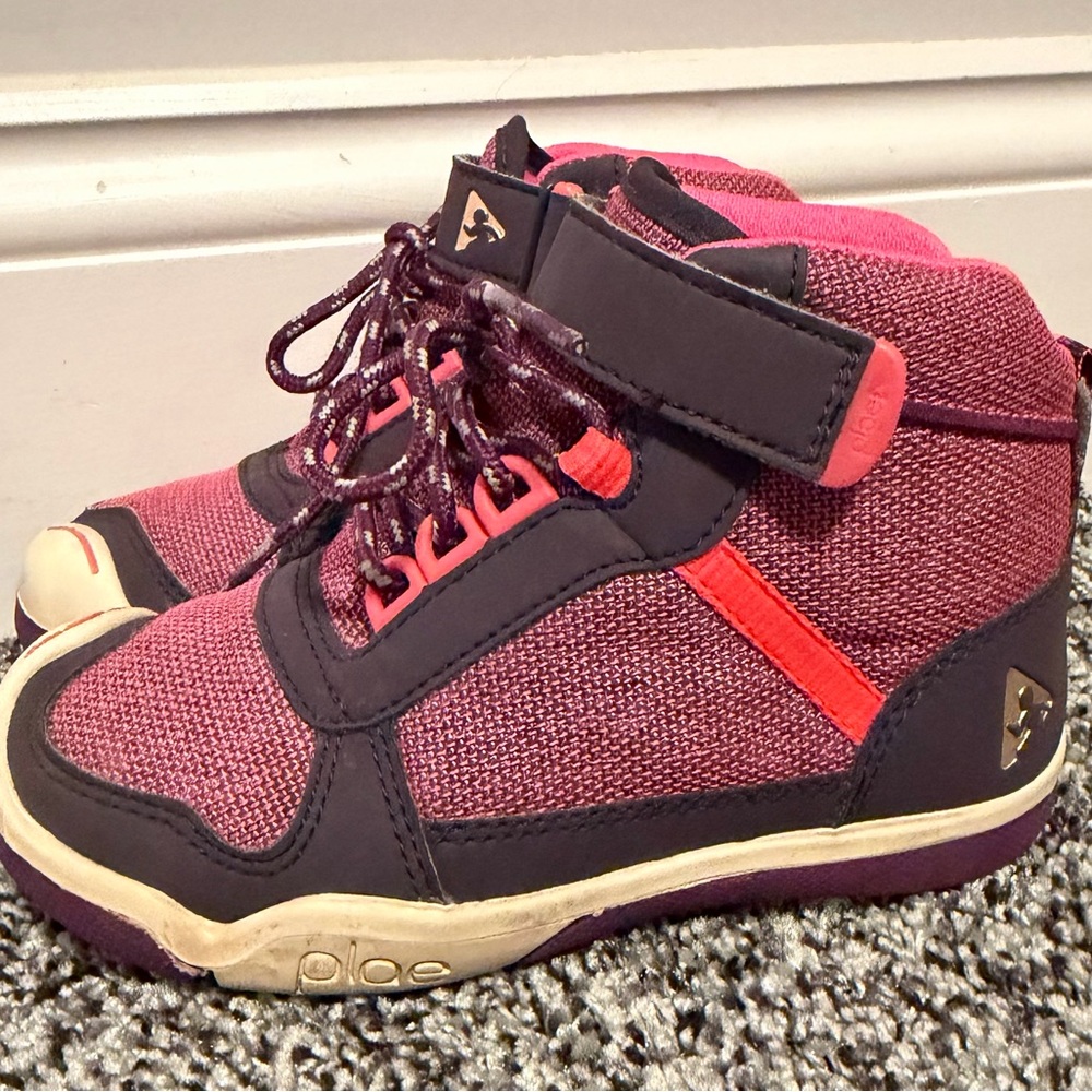 Girls Plae winter boots waterproof EUC - Picture 2 of 11